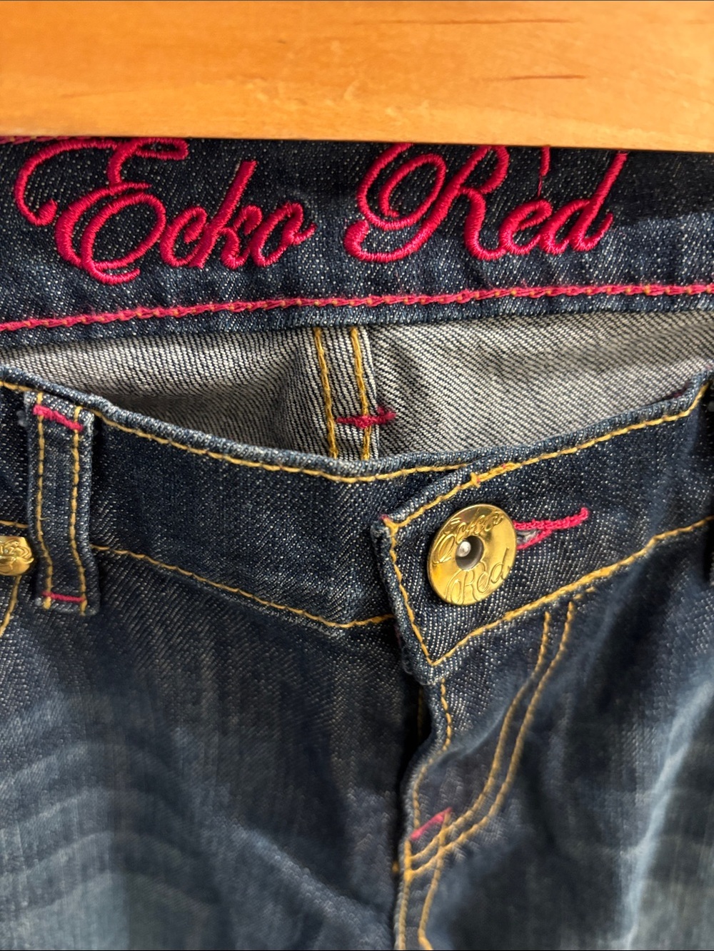 Jeans - Picture 2 of 6